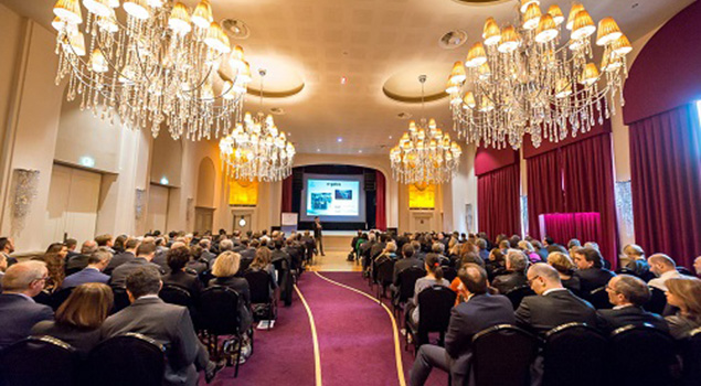 Une salle modulable selon vos besoins ! Une salle modulable selon vos besoins !